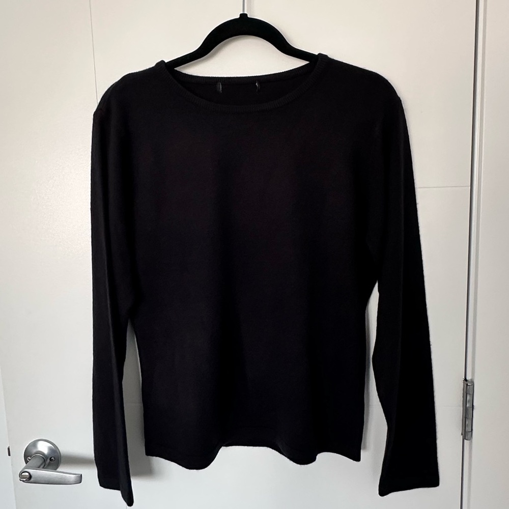 100% Cashmere Long Sleeve Sweater – Soft, Lightweight & Luxurious - Picture 5 of 10